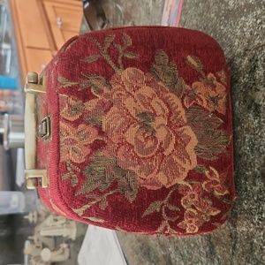 Tapestry vintage purse